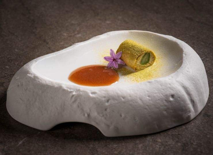 Braç de gitano, espàrrec verd, foie i oporto Braç de gitano, espàrrec verd, foie i oporto