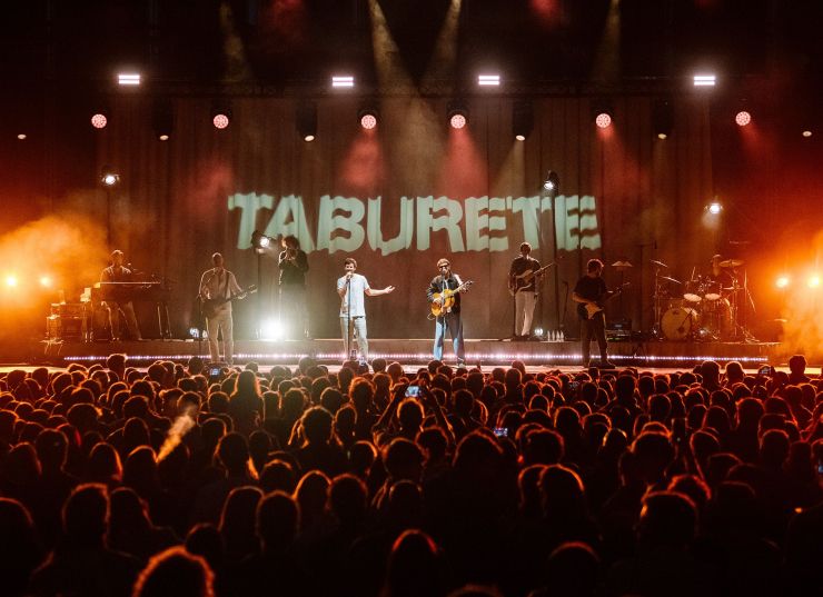 Taburete Occident Summerfest · Harold Abellan Taburete Occident Summerfest · Harold Abellan