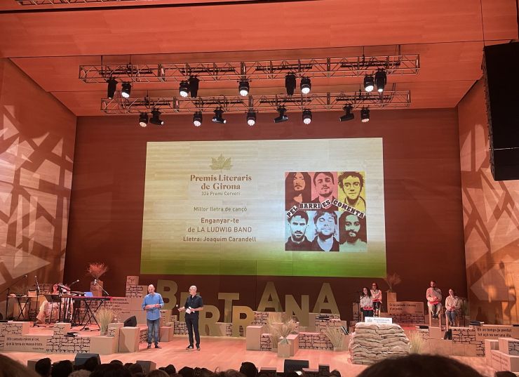 Entrega del premi a la Ludwig Band Entrega del premi a la Ludwig Band
