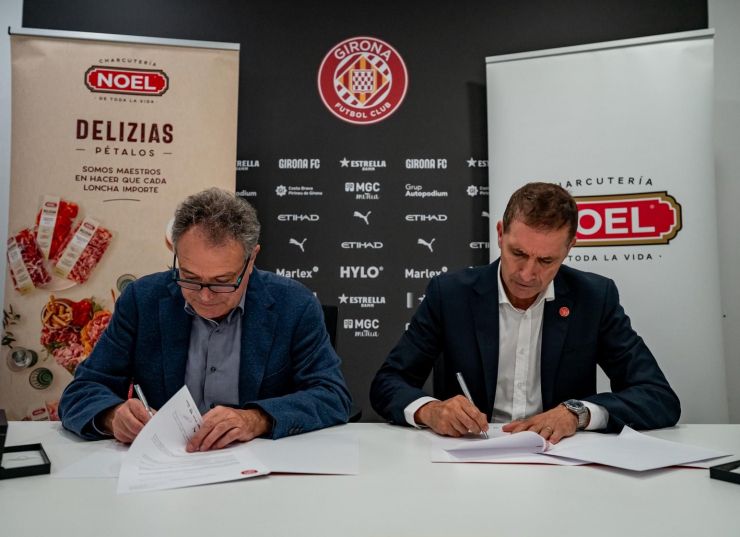 D'esquerra a dreta, Joan Boix, president de Noel, i Delfí Gelí, president del Girona FC D'esquerra a dreta, Joan Boix, president de Noel, i Delfí Gelí, president del Girona FC