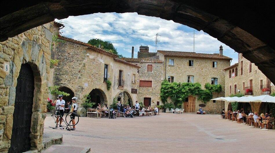 Plaça Jaume I de Monells