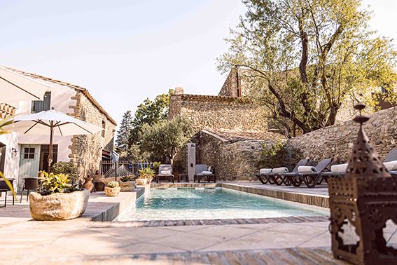 Piscina exterior Hotel Boutique Summum de Monells