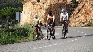 transit engega campanya  a favor dels ciclistes