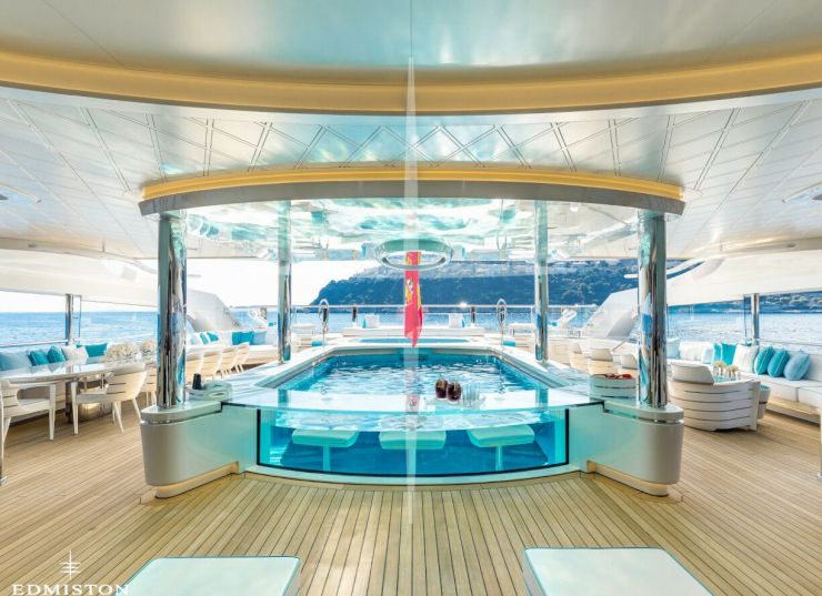La piscina del Megaiot Lady S La piscina del Megaiot Lady S