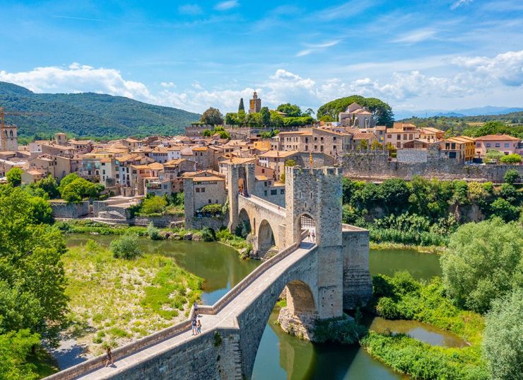 Vista aèria de Besalú Vista aèria de Besalú
