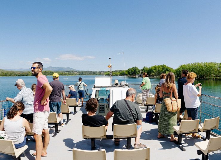 Barques de l'Estany de Banyoles Barques de l'Estany de Banyoles