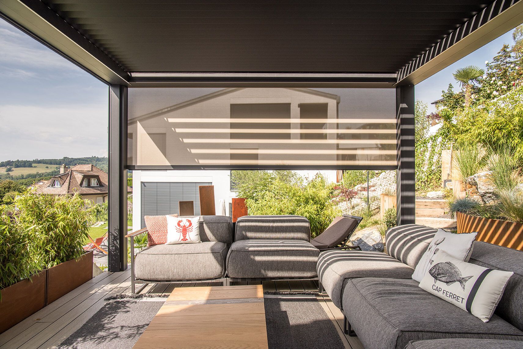 Mallol   pergola bioclimatica plegable Girona (4)