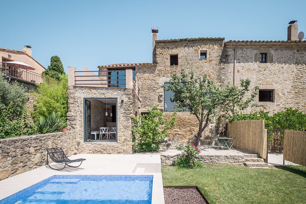 FLATELI Girona