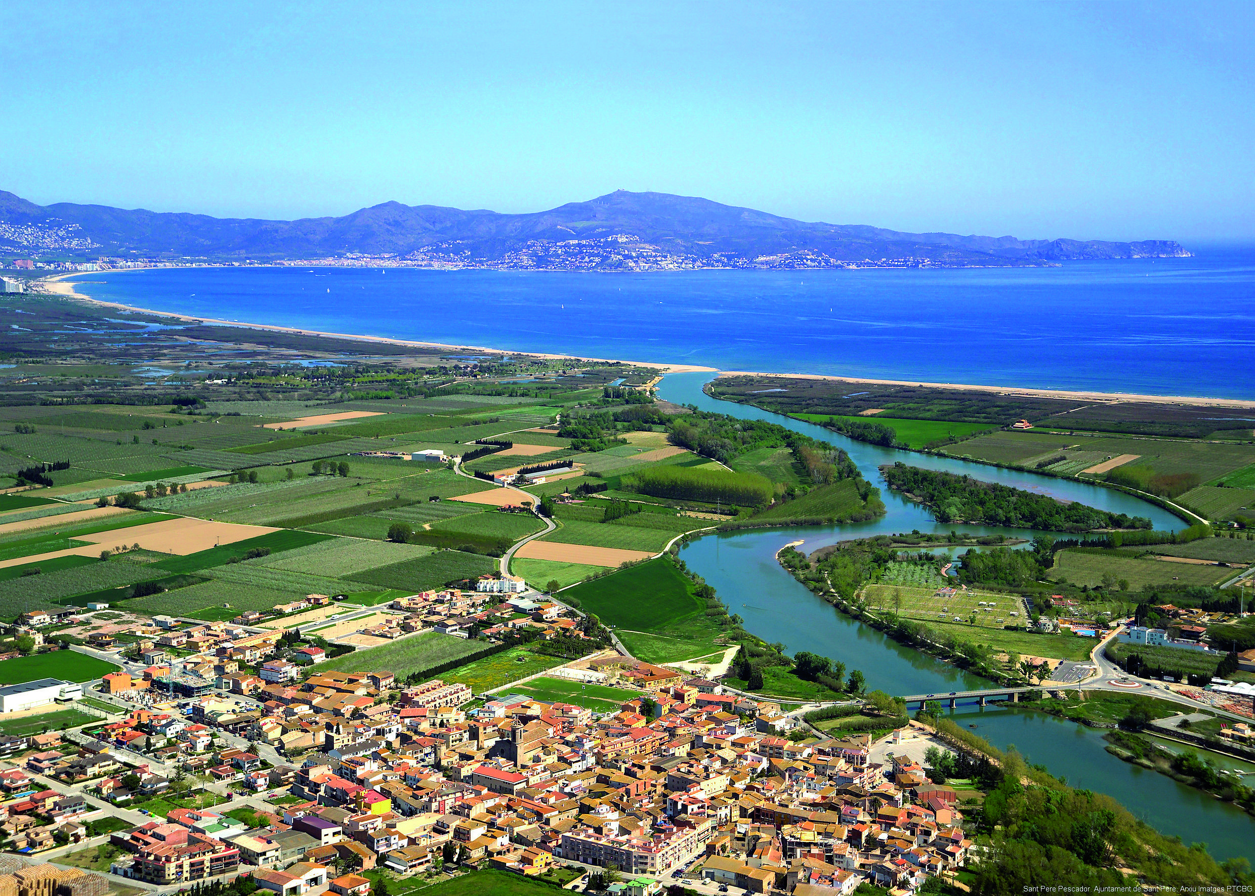 Sant Pere Pescador. Ajuntament de Sant Pere. Arxiu Imatges PTCBG G