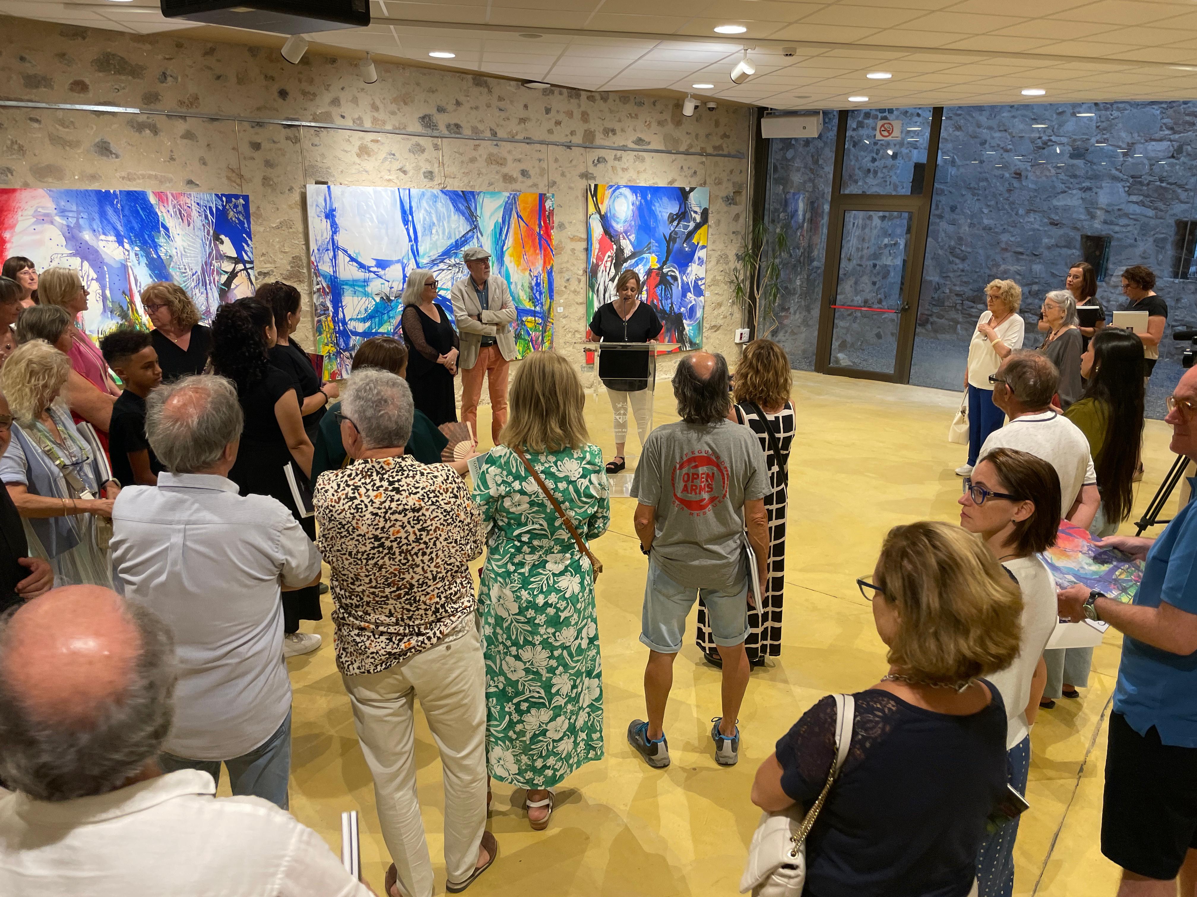 El castell de Calonge acull les exposicions de Quim Corominas i Montserrat Costa