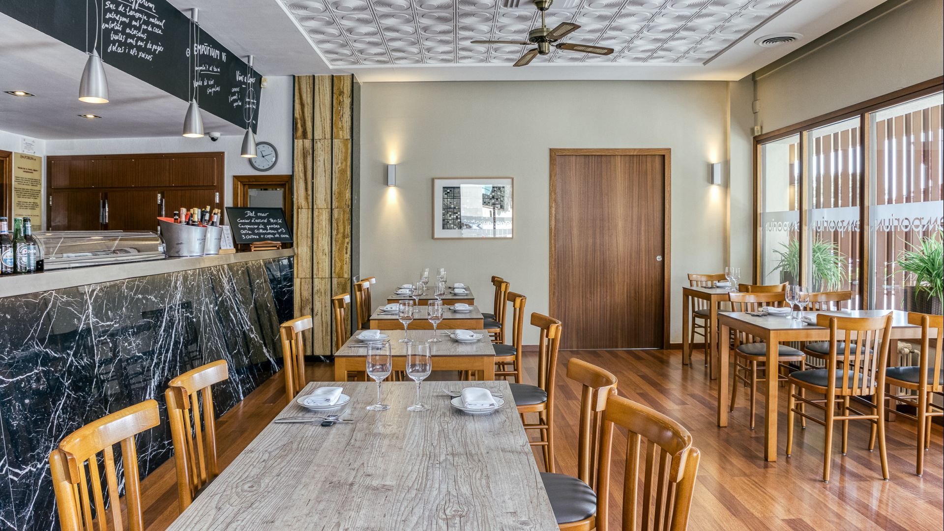 Bistrot 1965  Restaurant Hotel Emporium