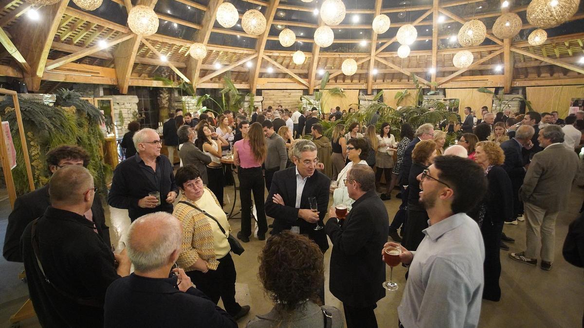 250 persones siisteixen al sopar solidari de Càritas al Mas Marroch  250 persones siisteixen al sopar solidari de Càritas al Mas Marroch