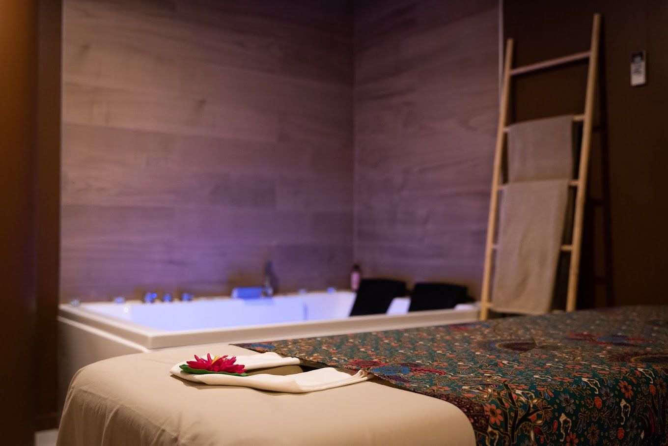 Aroma Thai Massage & Spa