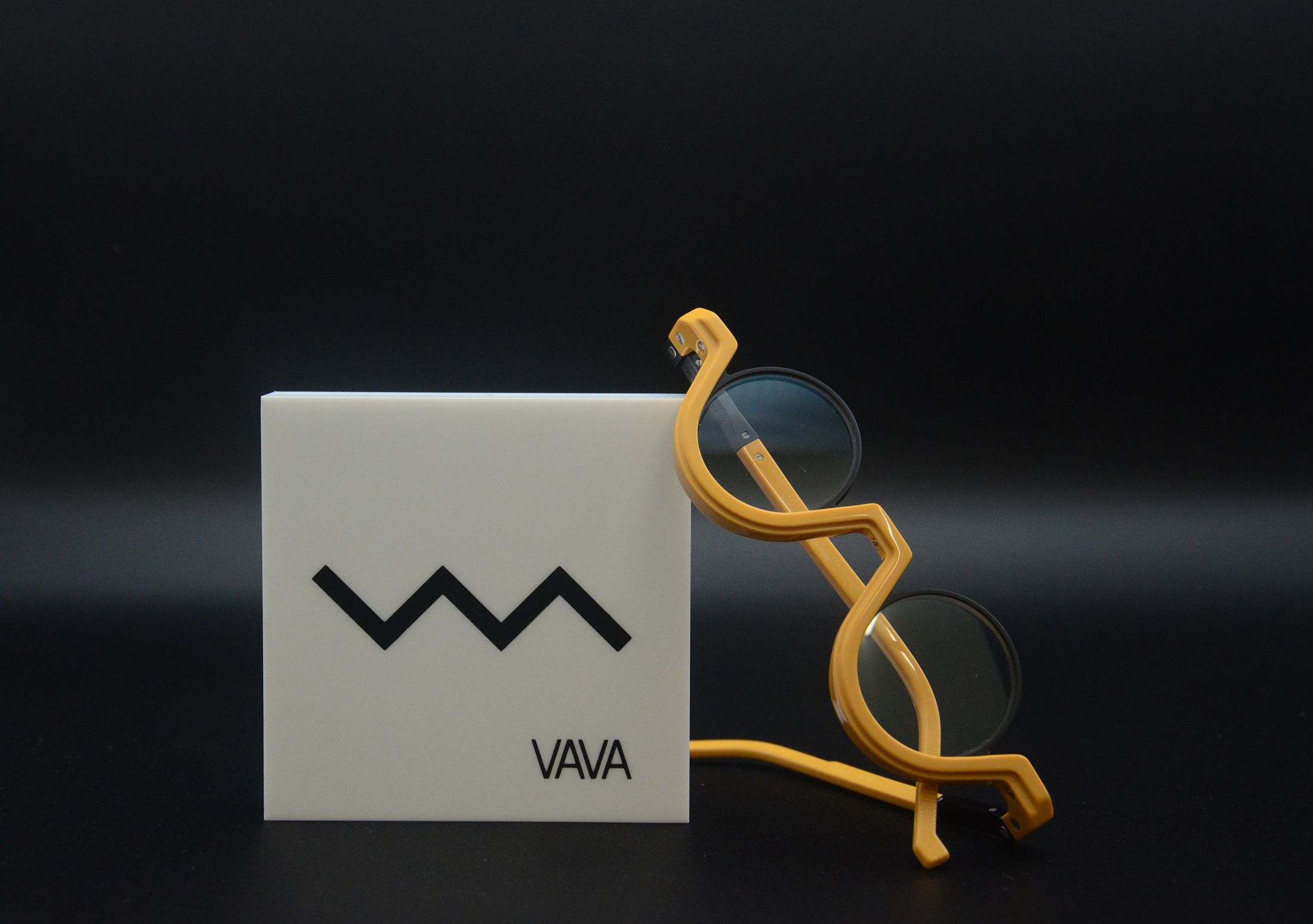 Muntures úniques, fetes amb materials nobles i acabats impecables.