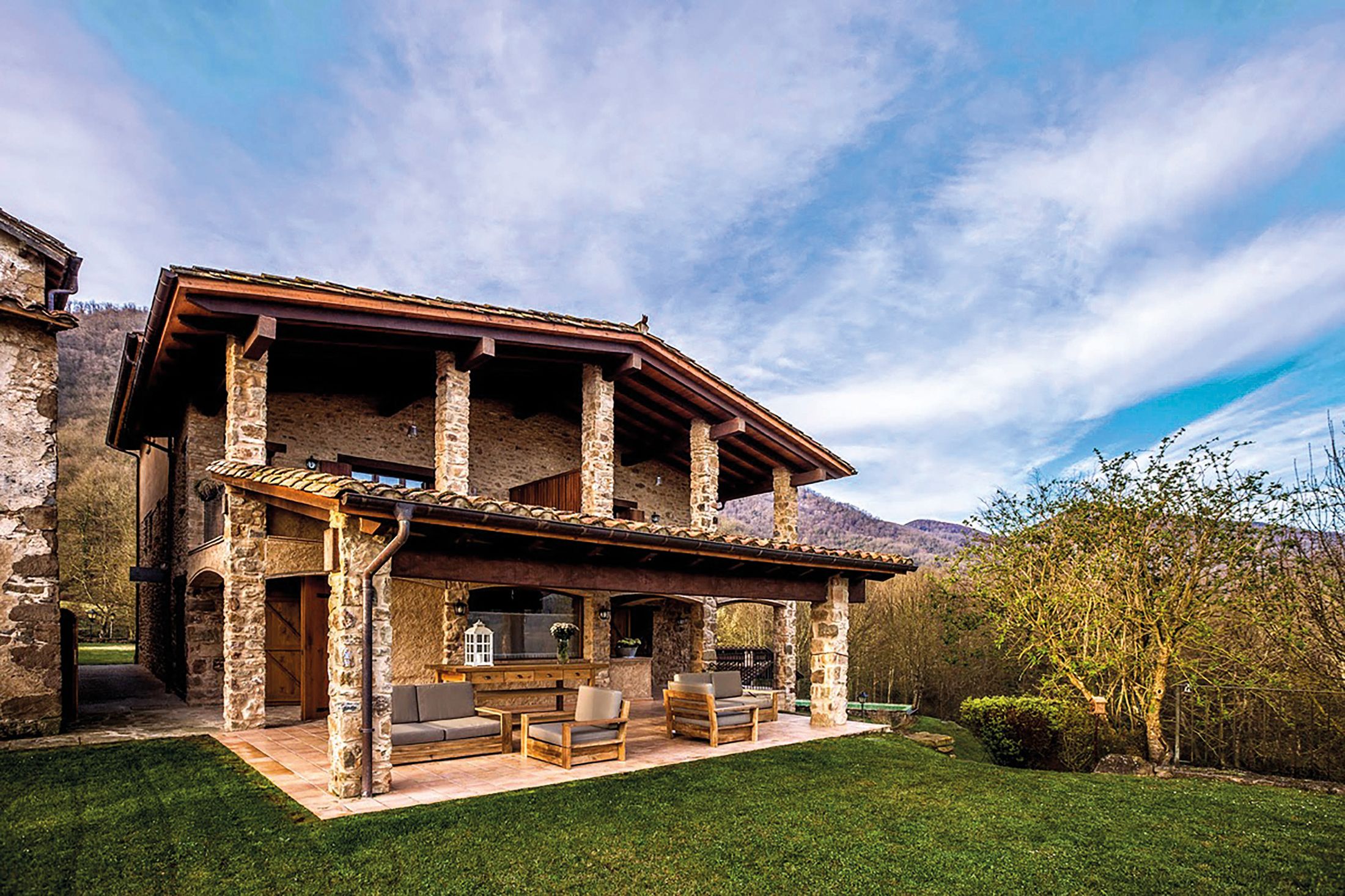 Acollidor hotel boutique de nou habitacions.