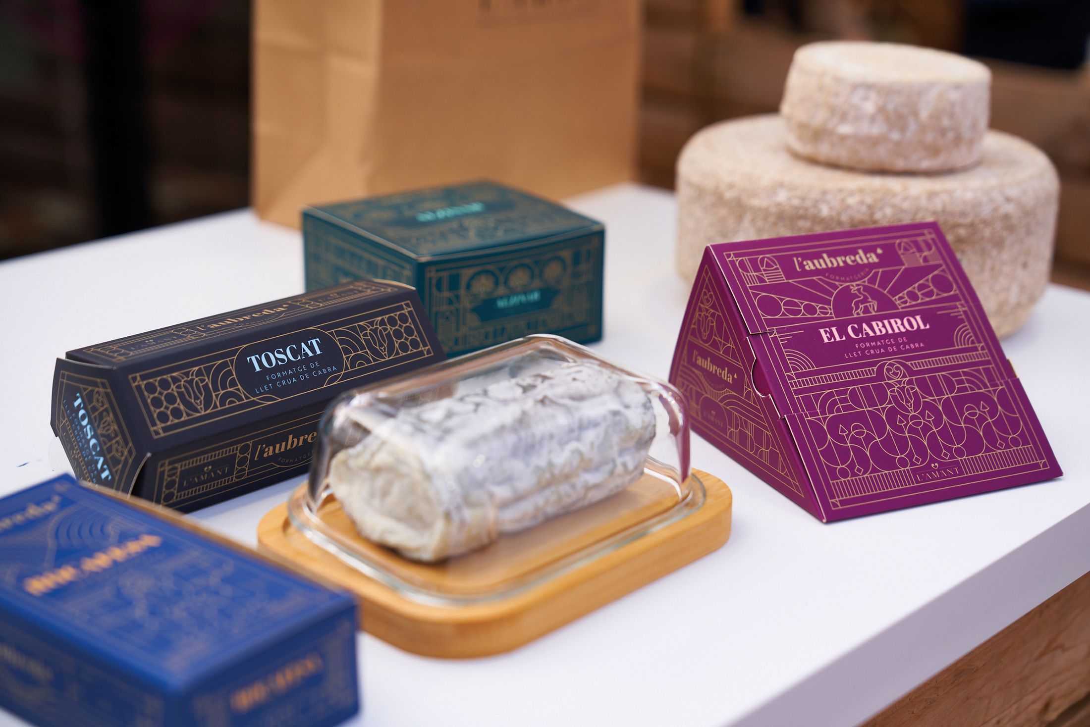 La seva proposta aposta per productes de proximitat, elaborats amb cura i respecte per l’origen. La seva proposta aposta per productes de proximitat, elaborats amb cura i respecte per l’origen.