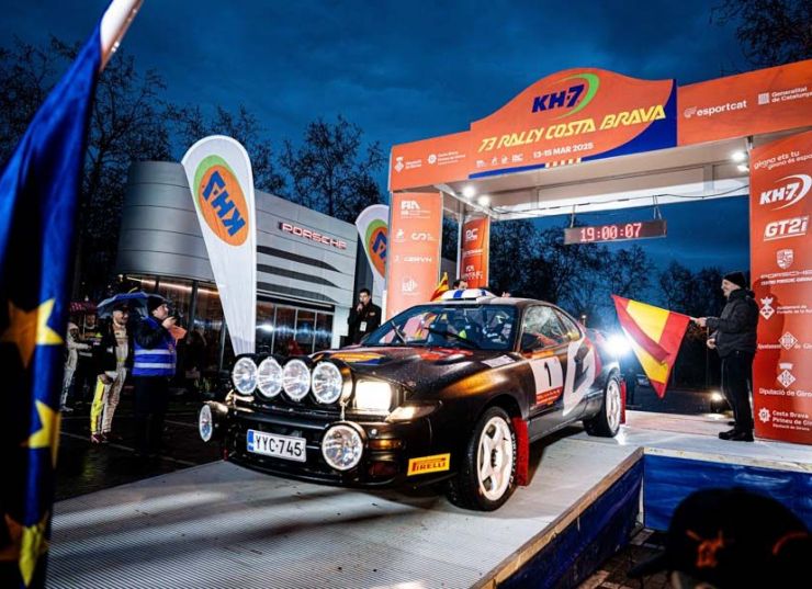 f4ce3dec a5e2 79ab 4dbd 0f4d30a4c989