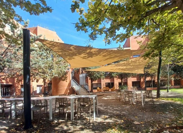 Sistema de Tendals Mallol a la Universitat Politècnica de Catalunya de Barcelona Sistema de Tendals Mallol a la Universitat Politècnica de Catalunya de Barcelona