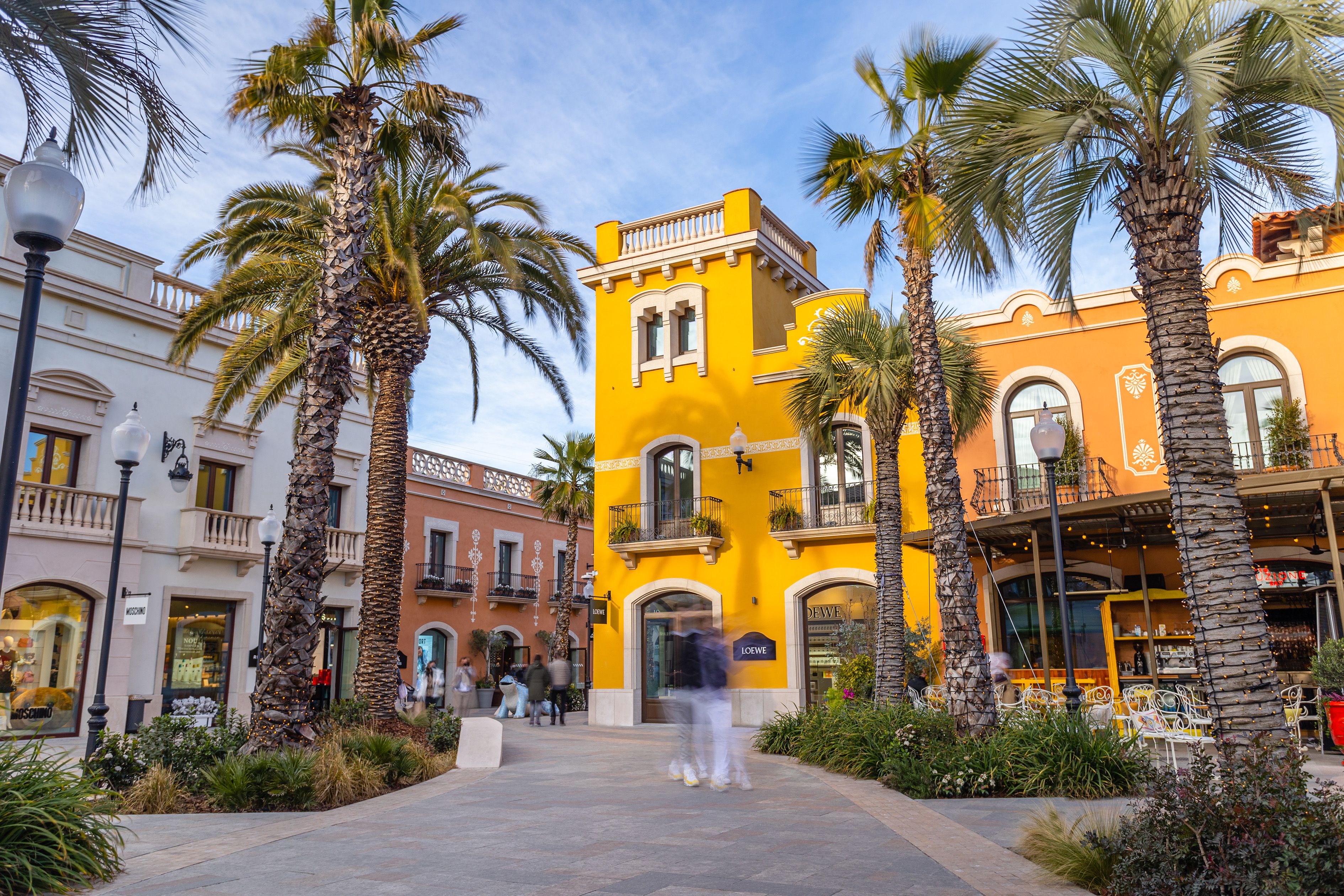 La Roca Village